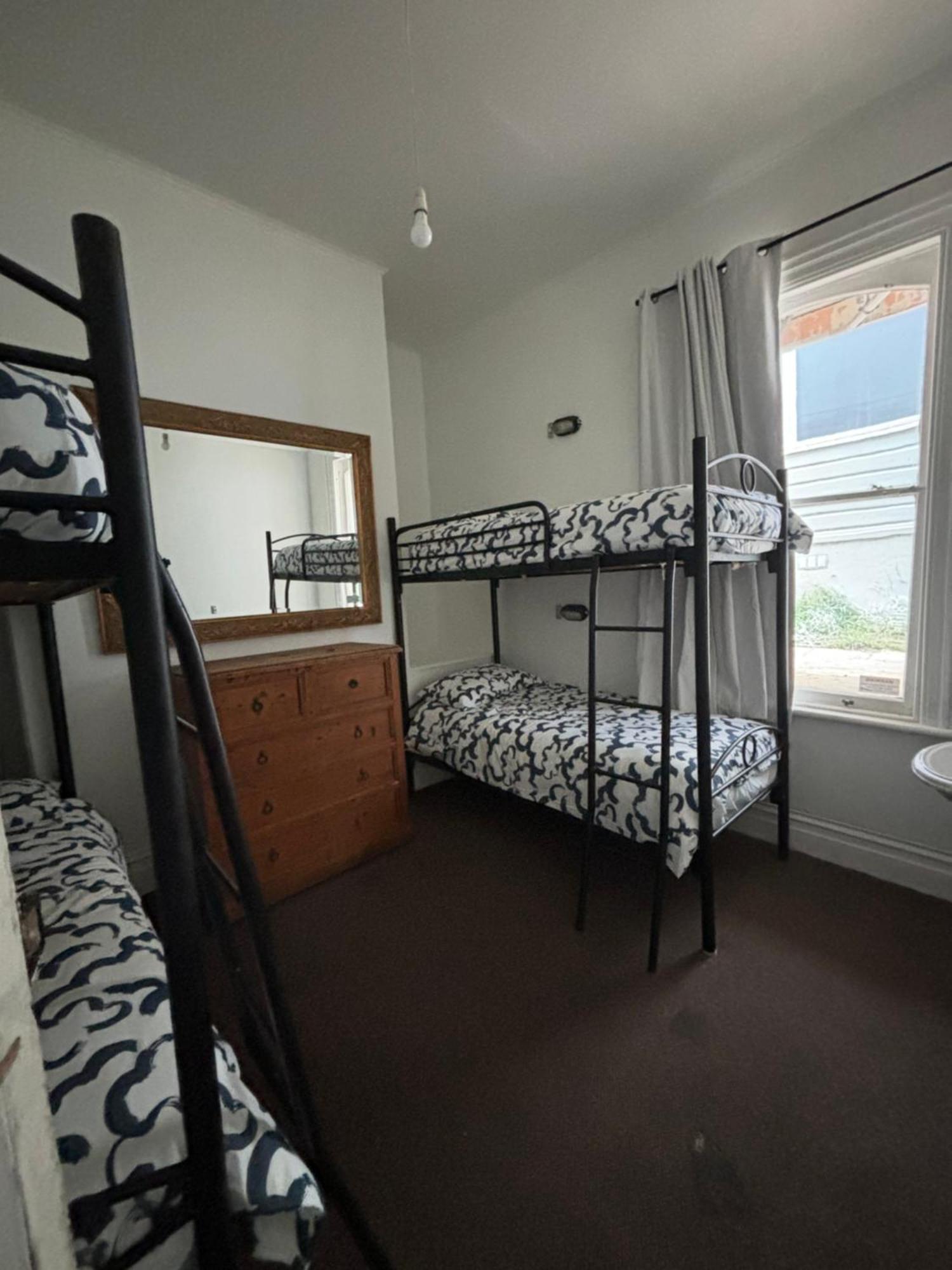 Worldwide Backpackers Hostel Wellington Ngoại thất bức ảnh